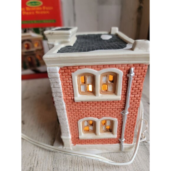 A wonderful Life Bedford falls Police station Vintage village accessory xmas - Picture 6 of 7